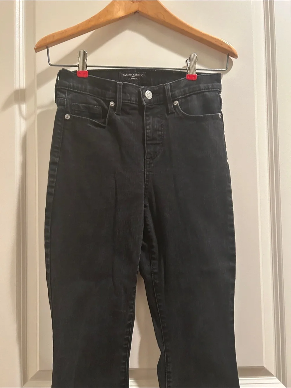 Banana Republic Black Wash Slim Flare Denim Jeans w/ stretch size 24/00 petite